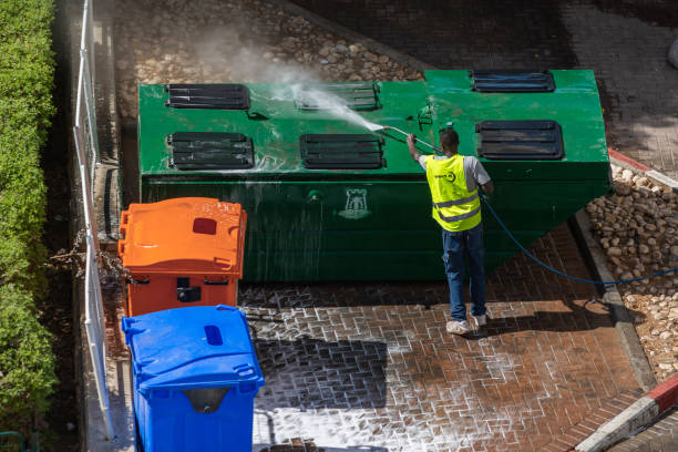Why Choose Our Certified Pressure Washing Experts for Your Project Needs in Poland, OH?